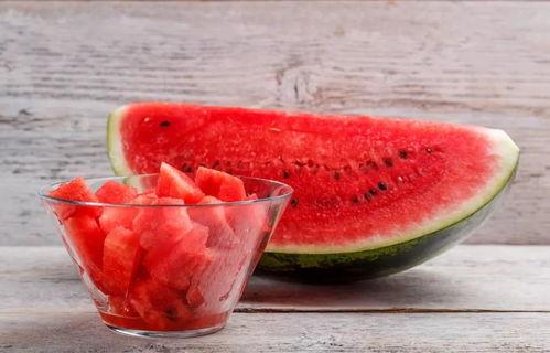 经期吃小瓜,缓解不适，滋养身心