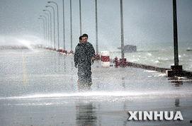 晋江台风吃瓜,吃瓜群众围观风云变幻