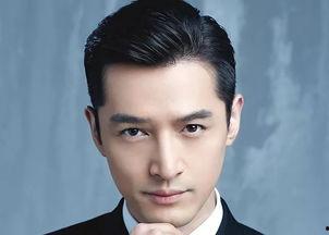 明星看他的眼神是,深情凝视下的无尽魅力